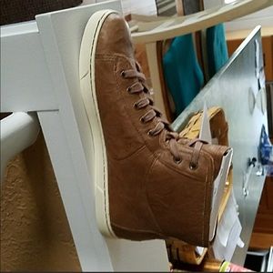 High Top Leather UGGs - W BLANEY
